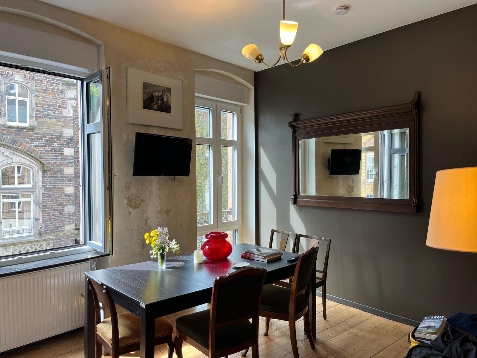 Vis-A-Vis Apartments Traben-Trarbach Kültér fotó